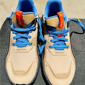 Puma - RS-Trck Explore Lace Up Sneakers - Big kid size 7. Never worn (no box)